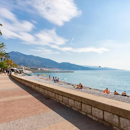 Apartment LA PERLE 2P Vue Mer Terrasse 2 mins Plage Garage Clim