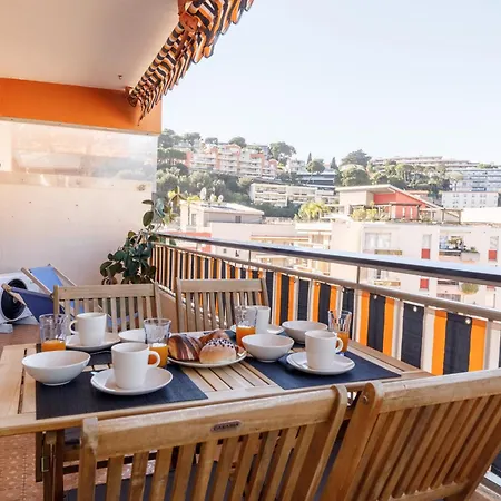 La Perle 2p Vue Terrasse 2 Mins Garage Clim