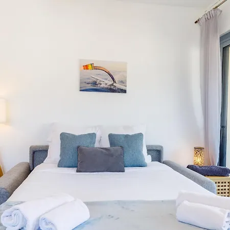 LA PERLE 2P Vue Mer Terrasse 2 mins Plage Garage Clim Apartment Roquebrune-Cap-Martin